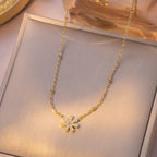 Collier marguerite sertie sur chaîne à billes — vue 5