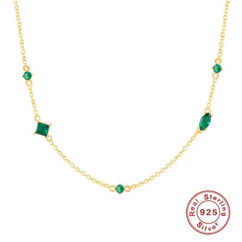 Collier alternant zircons ronds et carrés sertis