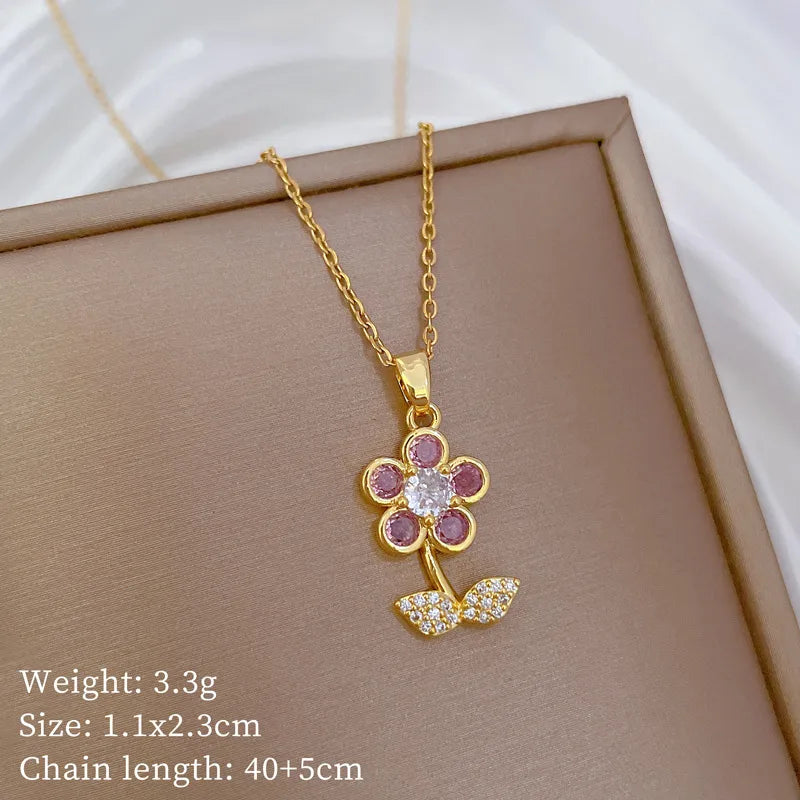 Collier fleur sertie de zircons, acier titane — vue 5