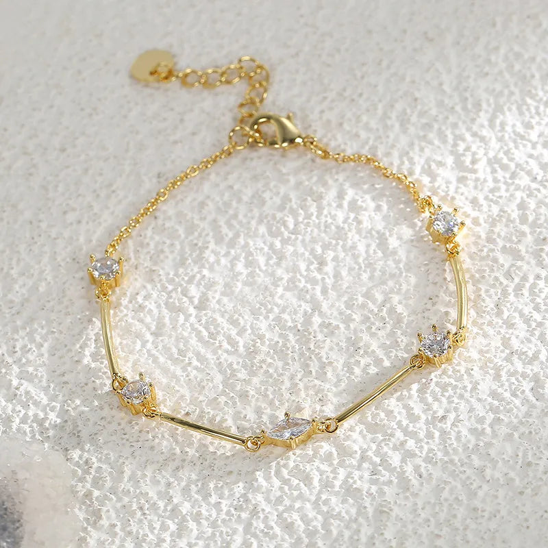 Bracelet en laiton doré serti de zircons — vue 3