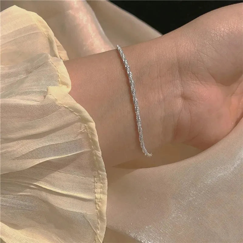 Bracelet géométrique minimaliste, acier doré — vue 5