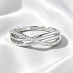 Bague croix sertie, finition or blanc — vue 2