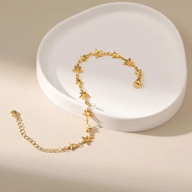 Bracelet étoile en laiton doré — vue 2