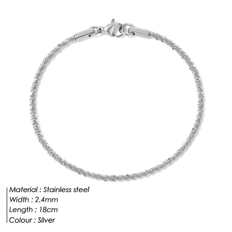 Bracelet géométrique minimaliste, acier doré — vue 8