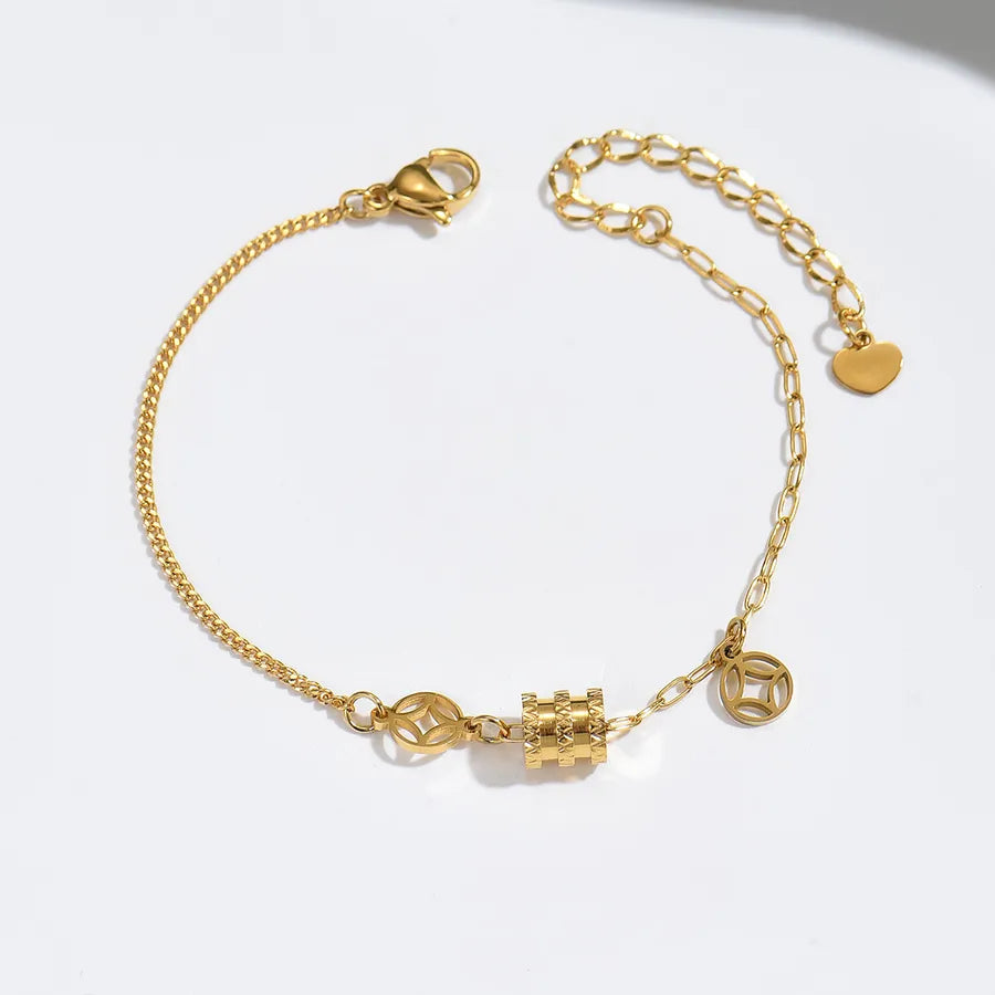 Bracelet cercle ouvert posé de côté — vue 5