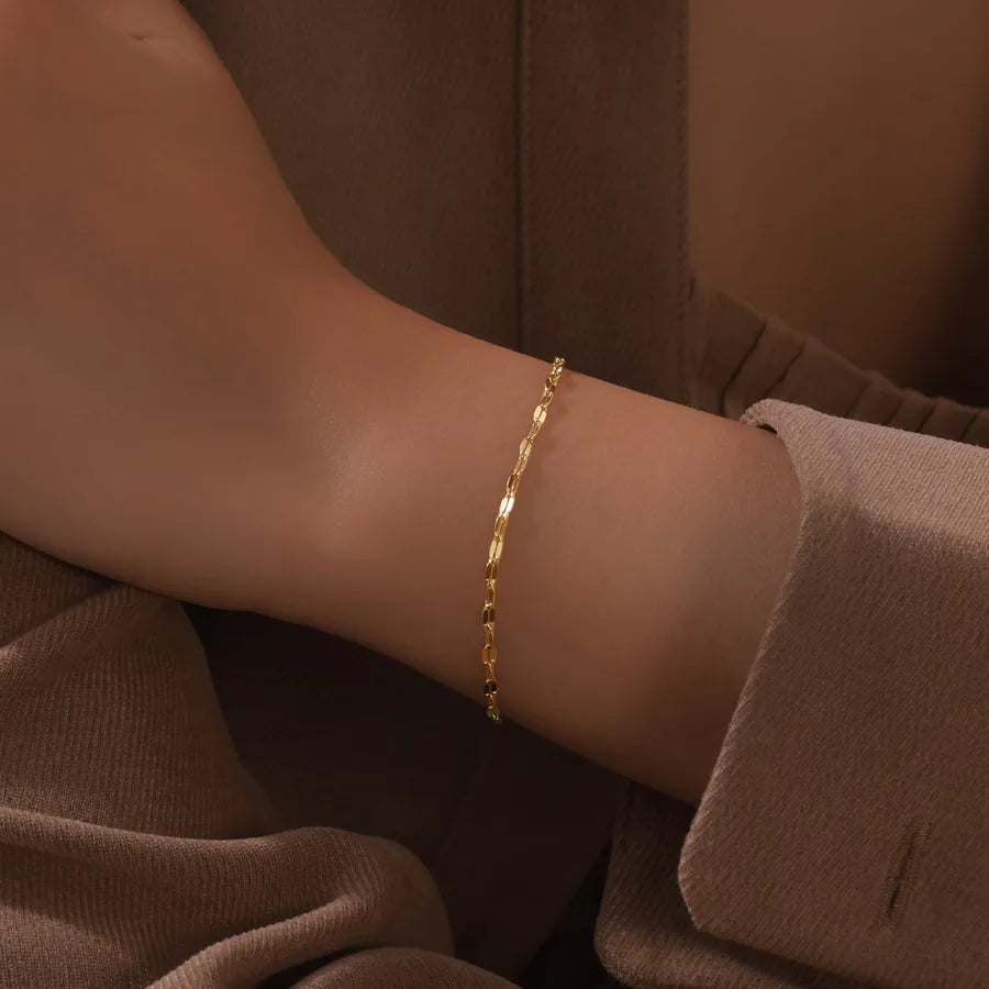 Bracelet jonc lisse en acier inoxydable doré — vue 9