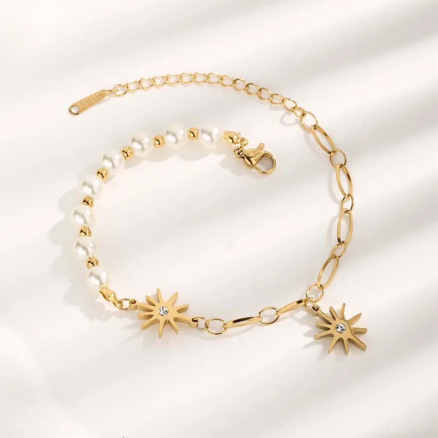 Bracelet étoile ajourée sur chaîne fine dorée — vue 2