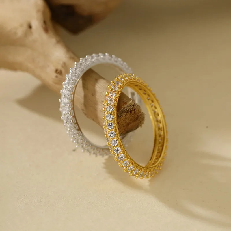 Bague aux lignes géométriques en argent massif 925