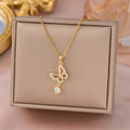 Collier papillon et pampille mobile, chaîne dorée — vue 4