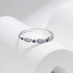 Bague géométrique sertie de zircons, argentée — vue 6
