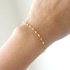 Bracelet fin ajustable en acier inoxydable doré