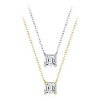 Collier à pendentif carré serti d'un zircon — vue 3