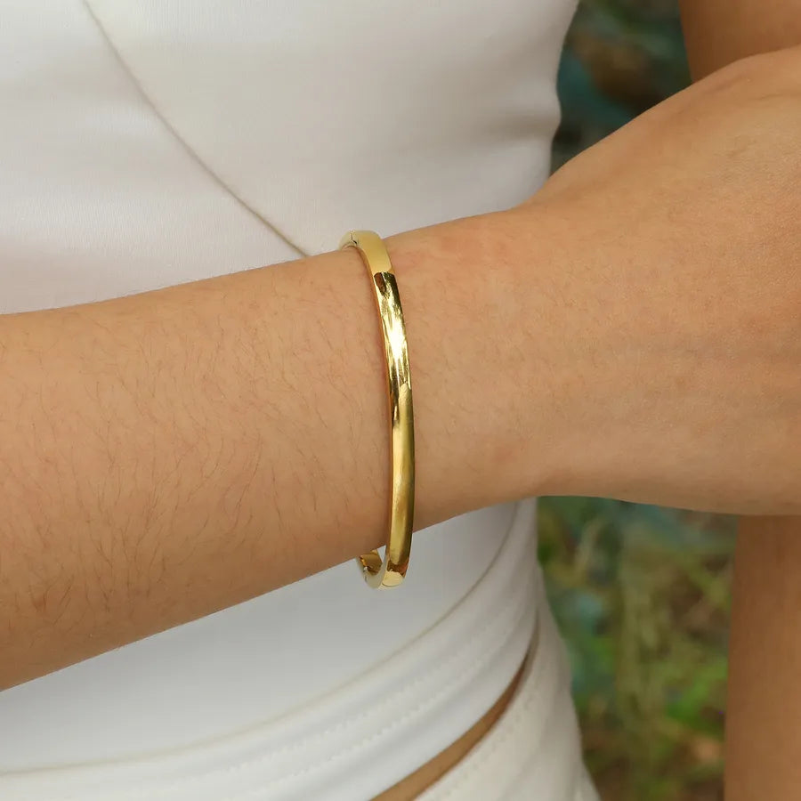 Jonc rigide parfaitement lisse en acier inoxydable
