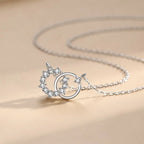Collier à double anneau serti de zircons sur chaîne fine