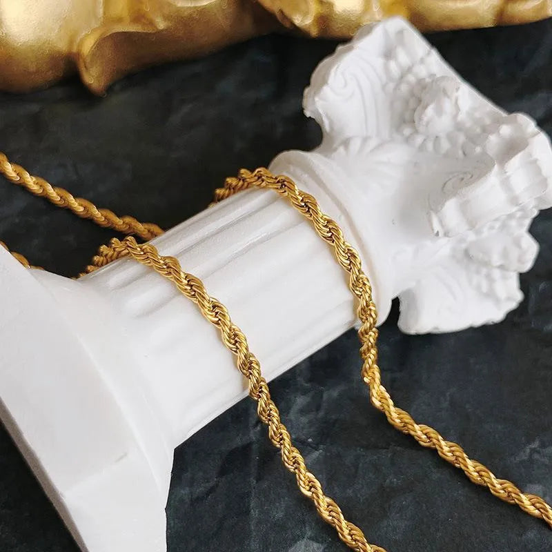 Collier chaîne dorée simple, acier inoxydable — vue 2
