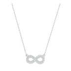 Collier symbole de l'infini sur chaîne fine, acier inoxydable