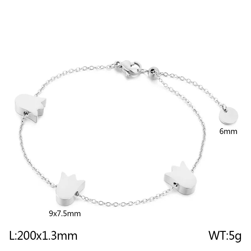 Bracelet fleur ouverte sur chaîne fine dorée — vue 7
