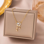 Collier cœur et pampille mobile, chaîne fine dorée — vue 4