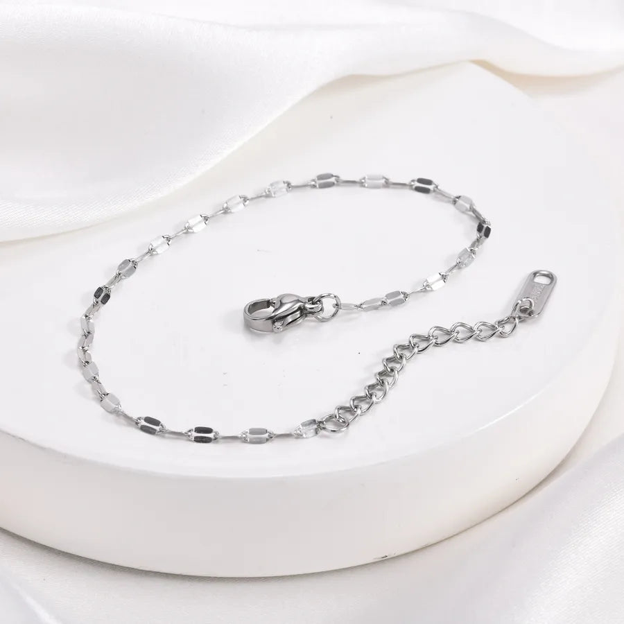 Bracelet jonc lisse en acier inoxydable doré — vue 7