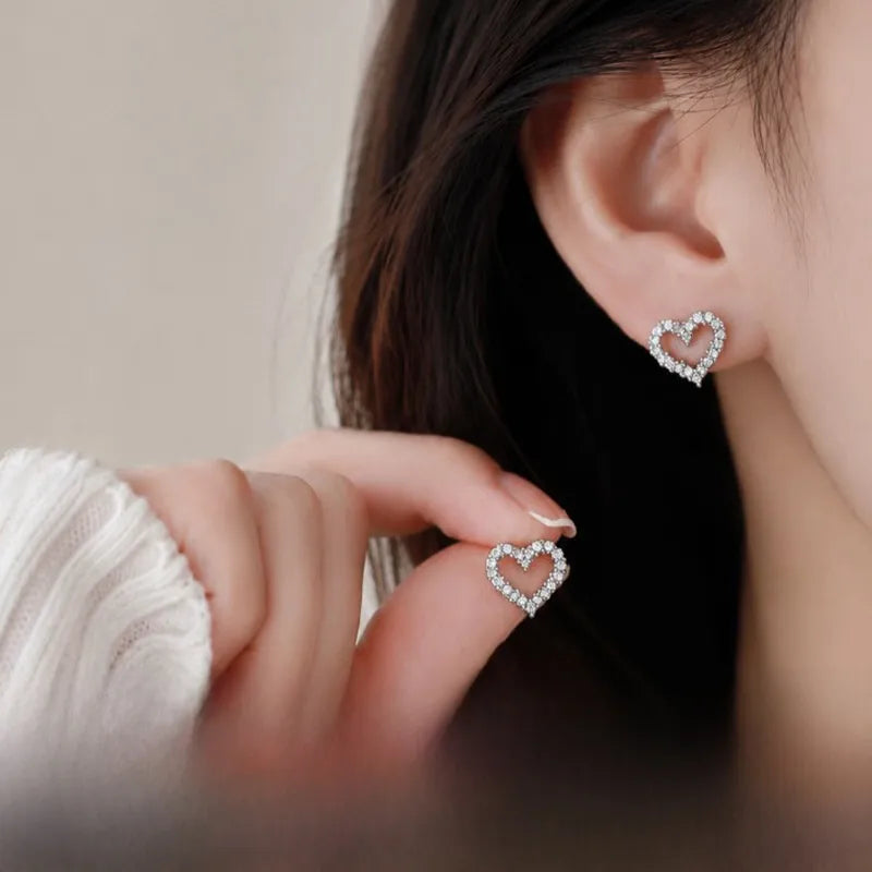 Puces d'oreilles moissanite taille cœur
