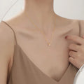 Collier à pierre sertie à griffes, pendentif géométrique — vue 3