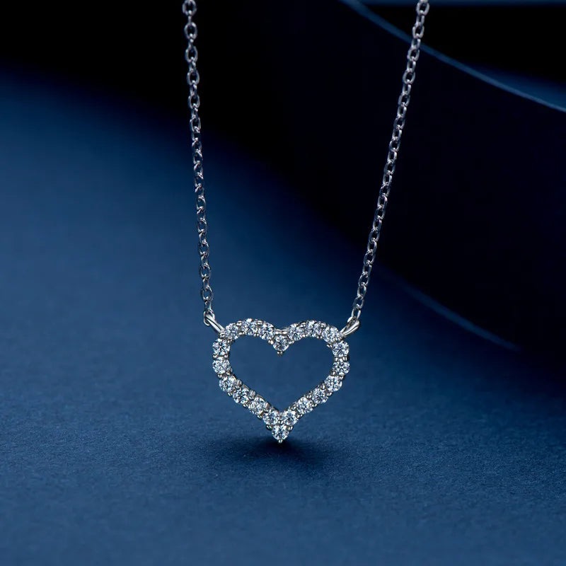 Collier cœur serti d'une moissanite, unisexe — vue 2