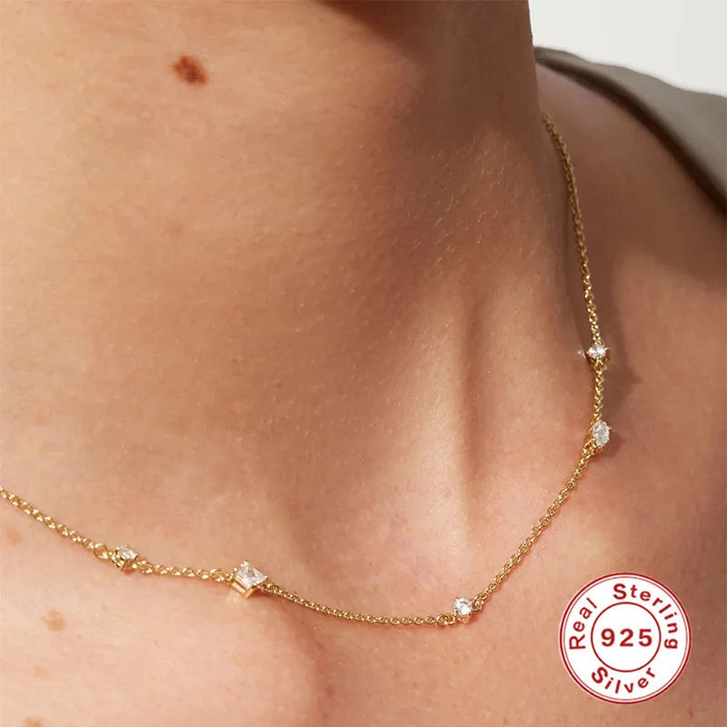 Collier alternant zircons ronds et carrés — vue 2