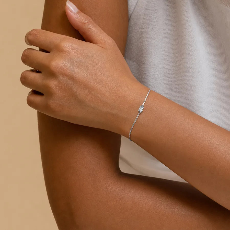 Bracelet chaîne tressée sertie de zircons — vue 7
