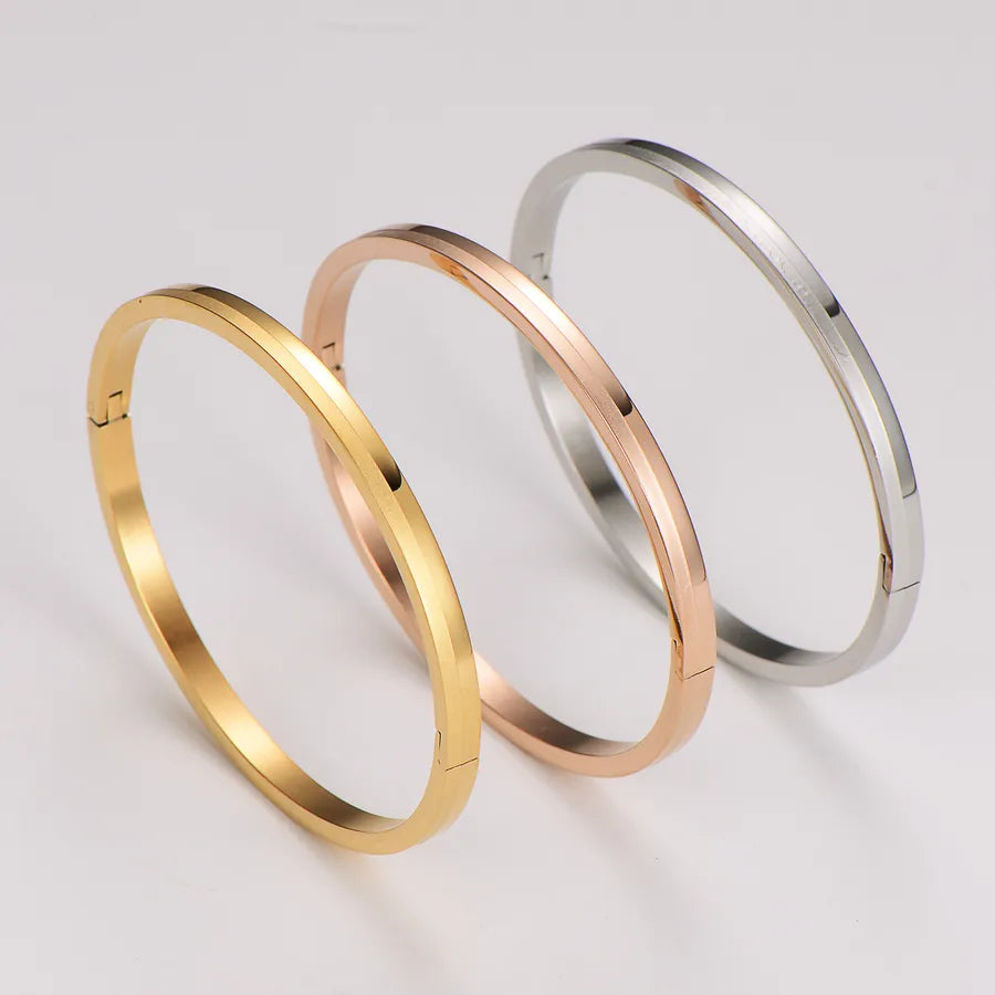 Trio de joncs à porter ensemble, acier inoxydable doré