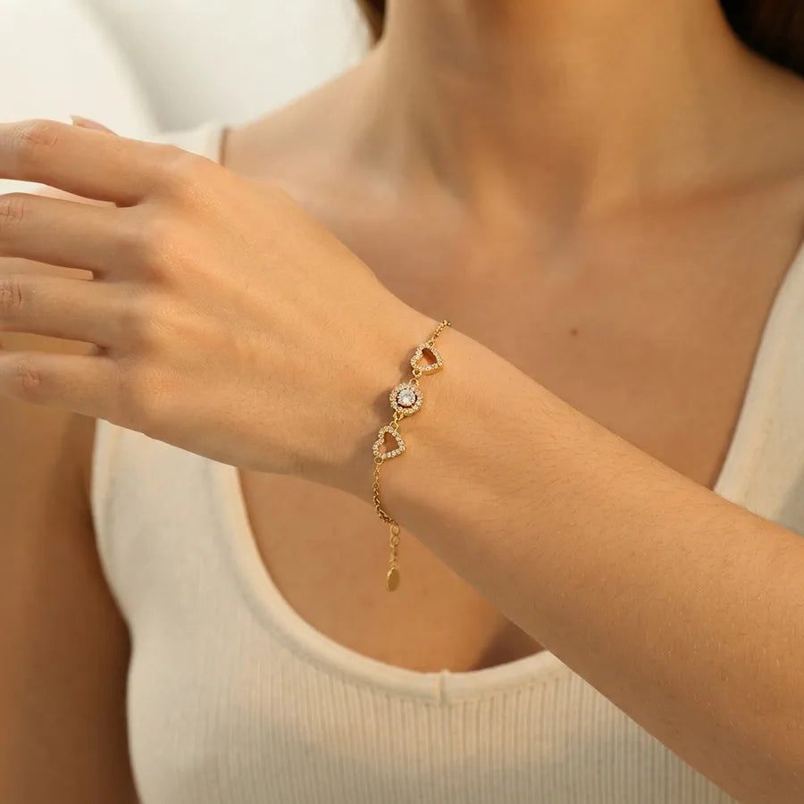 Bracelet cœur doré sur chaîne fine en acier inoxydable