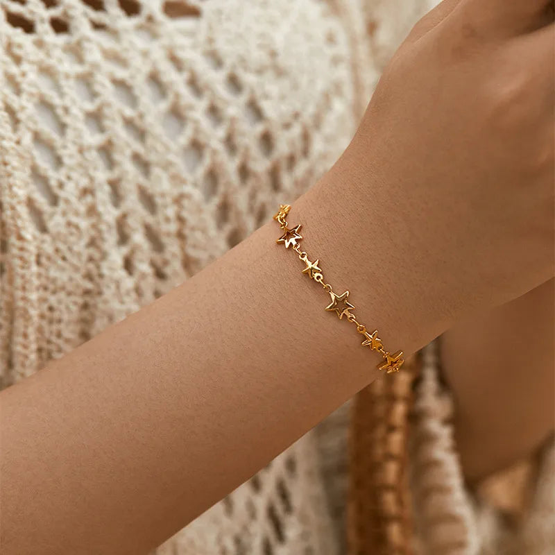 Bracelet étoile en laiton doré — vue 4