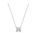 Collier à pendentif carré serti d'un zircon — vue 5