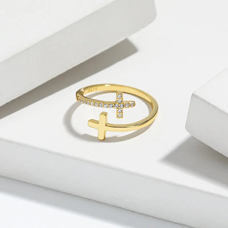 Bague ouverte à croix pavée de zircons — vue 5