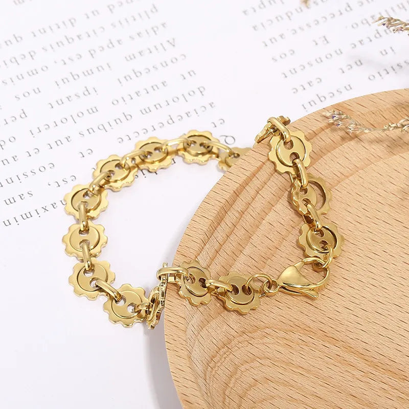 Bracelet épuré en acier titane — vue 3