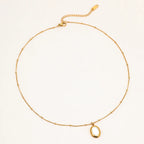 Collier à pendentif ovale épuré, chaîne dorée — vue 6