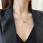 Collier à pendentif géométrique or rose — vue 3