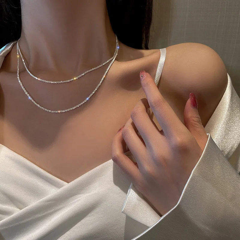 Collier à pendentif géométrique minimaliste, chaîne dorée