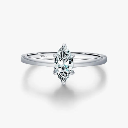 Bague moissanite taille marquise sur argent 925