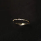 Bague solitaire ronde, finition dorée — vue 3