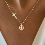 Collier croix et médaille sur chaîne fine