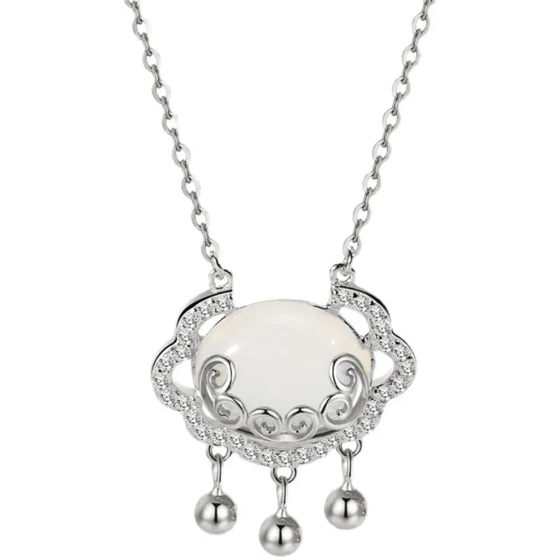Collier cadenas sur chaîne dorée — vue 5