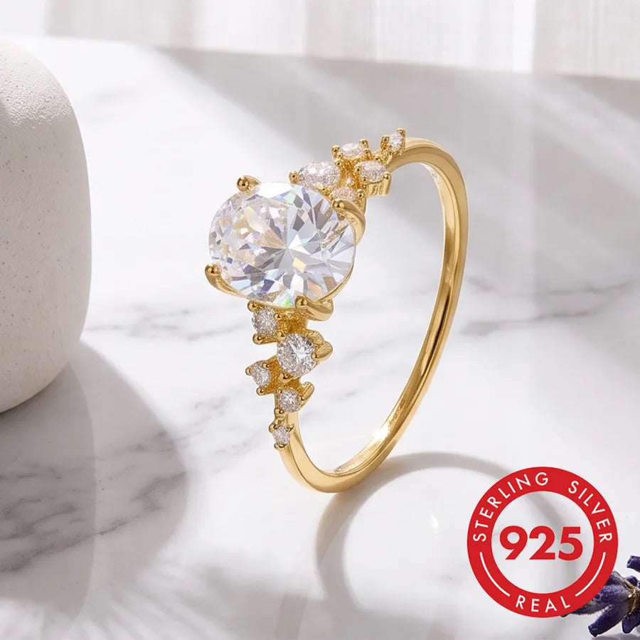 Alliance sertie de zircons en argent massif 925