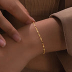 Bracelet jonc lisse en acier inoxydable doré — vue 5
