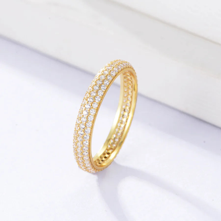 Bague à monture géométrique pavée de zircons, argent 925