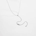Collier à pendentif géométrique argenté — vue 5