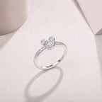 Bague moissanite en monture étoile — vue 2