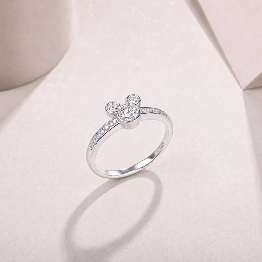 Bague moissanite en monture étoile — vue 2