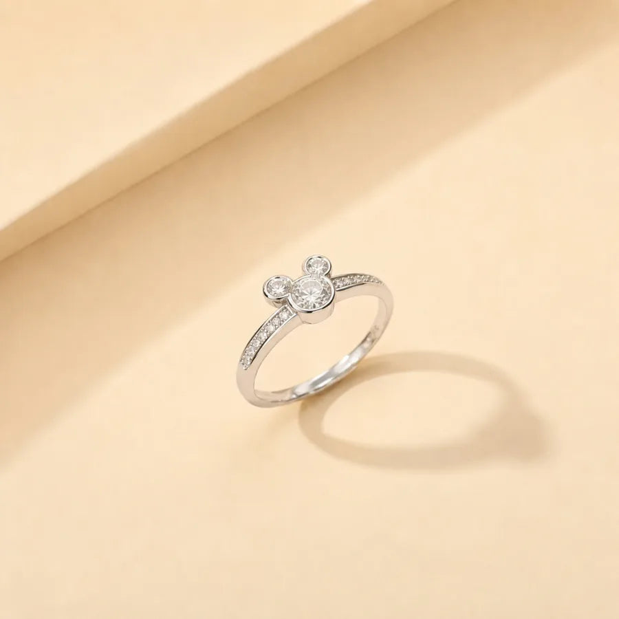 Bague moissanite en monture étoile, modèle unisexe