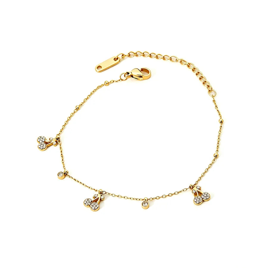 Bracelet à deux cerises sur chaîne fine dorée — vue 7