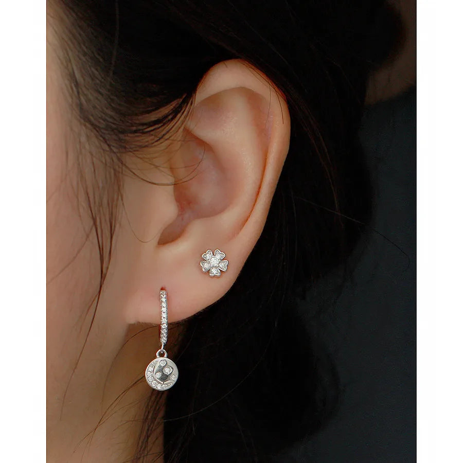 Puces d'oreilles fleur ciselée, argent 925 — vue 4